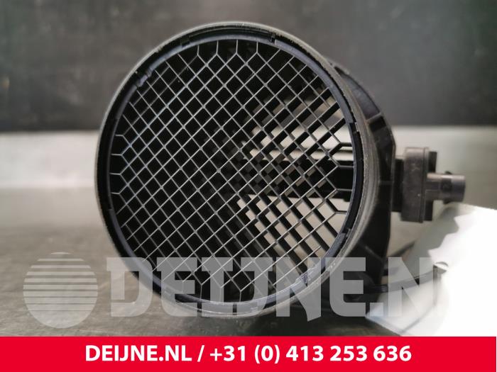 Gebrauchte Luftmassenmesser Volkswagen Transporter/Caravelle T6 2.0 TDI 150 Preis € 24,20 Mit Mehrwertsteuer angeboten von van Deijne Onderdelen Uden B.V.