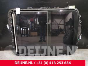 Usagé Toit panoramique Volvo XC40 (XZ) 2.0 D3 16V Prix € 650,00 Règlement à la marge proposé par van Deijne Onderdelen Uden B.V.