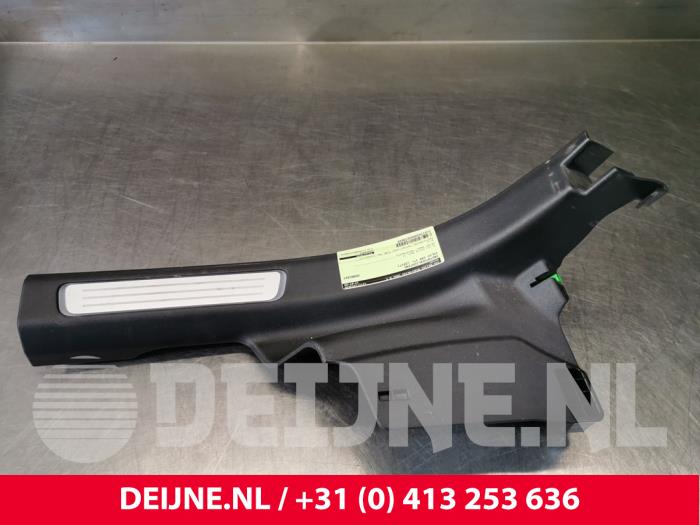 Begagnade Innerbelysning Volvo S90 II 2.0 D5 16V AWD Pris € 35,00 Marginaltabell erbjuds av van Deijne Onderdelen Uden B.V.