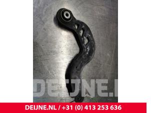 Used Rear upper wishbone, left Mercedes CLA (117.3) 1.6 CLA-180 16V Price € 10,00 Margin scheme offered by van Deijne Onderdelen Uden B.V.
