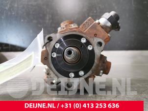 Usados Bomba de gasolina mecánica Renault Master Precio € 151,25 IVA incluido ofrecido por van Deijne Onderdelen Uden B.V.