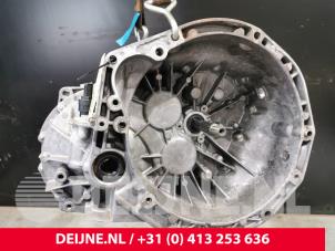 Usagé Boîte de vitesse Nissan Primastar 1.9 dCi 80 Prix sur demande proposé par van Deijne Onderdelen Uden B.V.