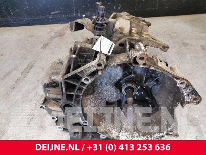 Gearbox from a Peugeot Boxer (U9) 2.2 HDi 100 Euro 4 2010
