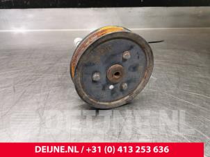 Używane Pompa wspomagania kierownicy Renault Master IV (MA/MB/MC/MD/MH/MF/MG/MH) 2.3 dCi 16V Cena € 121,00 Z VAT oferowane przez van Deijne Onderdelen Uden B.V.