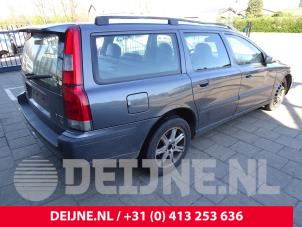 Gebrauchte Zusätzliches Fenster 4-türig rechts hinten Volvo V70 (SW) 2.4 D5 20V Preis € 75,00 Margenregelung angeboten von van Deijne Onderdelen Uden B.V.