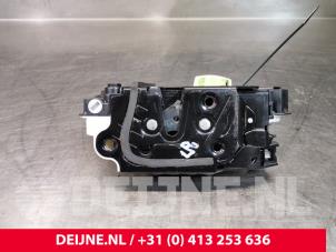 Used Rear door lock mechanism 4-door, left Volkswagen Golf VII (AUA) 1.6 TDI BlueMotion 16V Price € 20,00 Margin scheme offered by van Deijne Onderdelen Uden B.V.