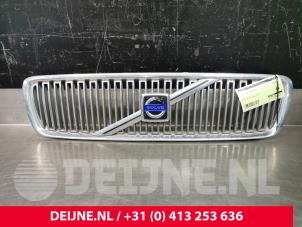 Gebrauchte Grill Volvo V70 (SW) 2.4 20V 140 Preis € 50,00 Margenregelung angeboten von van Deijne Onderdelen Uden B.V.