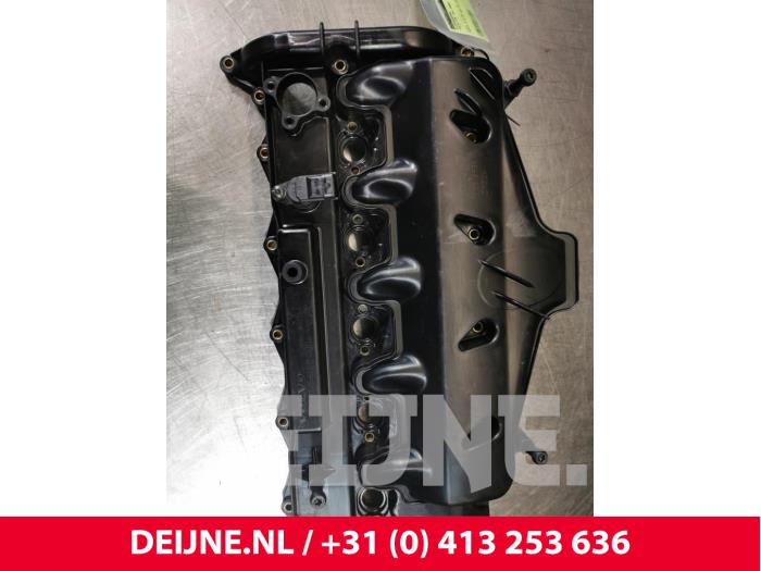 Usagé Couvercle soupapes Volvo V70 (BW) 2.4 D5 20V Prix € 50,00 Règlement à la marge proposé par van Deijne Onderdelen Uden B.V.