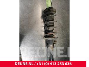 Used Front shock absorber rod, right Skoda Roomster (5J) Price € 54,45 Inclusive VAT offered by van Deijne Onderdelen Uden B.V.