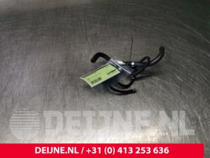 Used Fuel return line Volvo XC90 I 2.4 D5 20V Price € 20,00 Margin scheme offered by van Deijne Onderdelen Uden B.V.