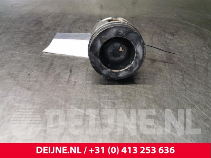 Used Piston Audi A5 Price € 60,50 Inclusive VAT offered by van Deijne Onderdelen Uden B.V.