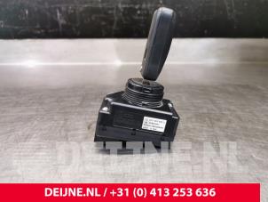 Used Ignition lock + key Porsche Cayenne (9PA) 4.5 S V8 32V Price on request offered by van Deijne Onderdelen Uden B.V.