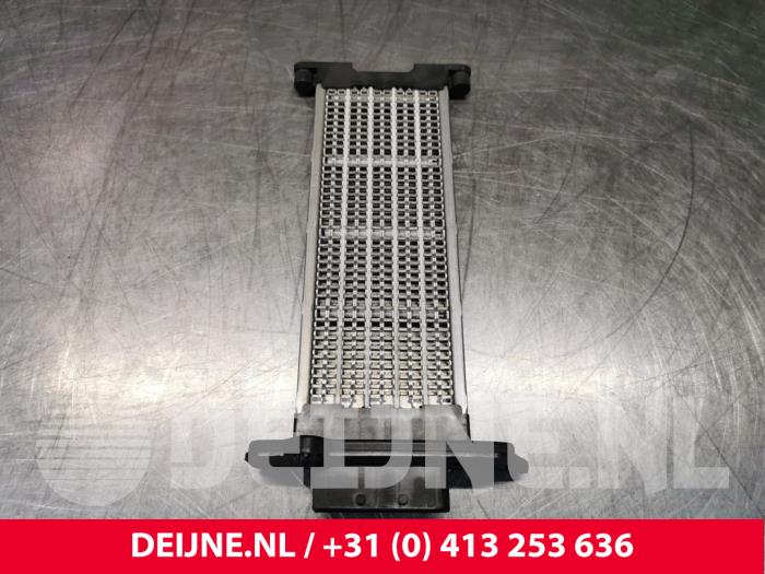 Używane Element grzewczy Renault Master Cena € 48,40 Z VAT oferowane przez van Deijne Onderdelen Uden B.V.