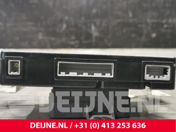Usagé Ordinateur divers Nissan NV 200 Evalia (M20M) E-NV200 Prix € 72,60 Prix TTC proposé par van Deijne Onderdelen Uden B.V.