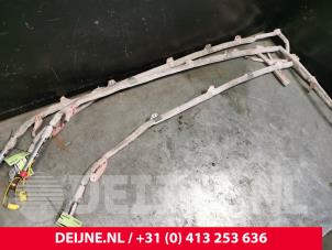 Używane Kurtyna lewa Porsche Cayenne (9PA) 4.5 S V8 32V Cena € 65,00 Procedura marży oferowane przez van Deijne Onderdelen Uden B.V.