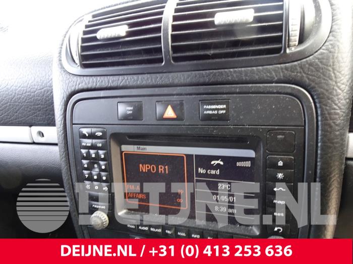 Navigation CD from a Porsche Cayenne (9PA) 3.2 V6 24V 2004