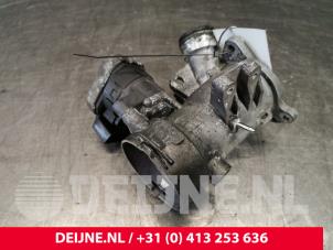 Used EGR valve Mercedes C (W203) 2.2 C-220 CDI 16V Price € 70,00 Margin scheme offered by van Deijne Onderdelen Uden B.V.