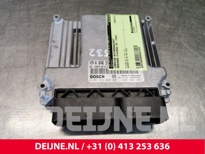 Used Engine management computer Mercedes C (W203) 2.2 C-220 CDI 16V Price € 175,00 Margin scheme offered by van Deijne Onderdelen Uden B.V.