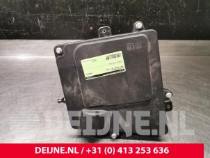Używane Obudowa filtra powietrza Opel Movano 2.3 CDTi 16V FWD Cena € 90,75 Z VAT oferowane przez van Deijne Onderdelen Uden B.V.