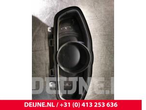 Używane Licznik kilometrów KM Volvo V40 (MV) 2.0 D4 16V Cena € 70,00 Procedura marży oferowane przez van Deijne Onderdelen Uden B.V.