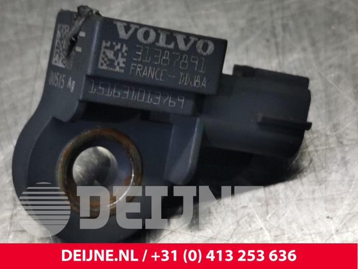 Begagnade Airbagsensor Volvo V40 (MV) 2.0 D2 16V Pris € 5,00 Marginaltabell erbjuds av van Deijne Onderdelen Uden B.V.