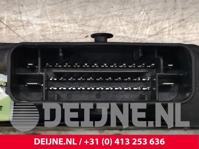 Usagé Bloc ABS Ford Transit 2.2 TDCi 16V Prix € 84,70 Prix TTC proposé par van Deijne Onderdelen Uden B.V.