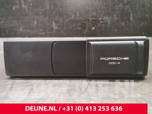 Usagé Changeur de CD Porsche Cayenne (9PA) 3.2 V6 24V Prix sur demande proposé par van Deijne Onderdelen Uden B.V.
