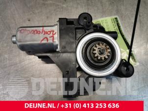 Used Door window motor Volvo XC70 (BZ) 2.0 D3 20V Price € 15,00 Margin scheme offered by van Deijne Onderdelen Uden B.V.