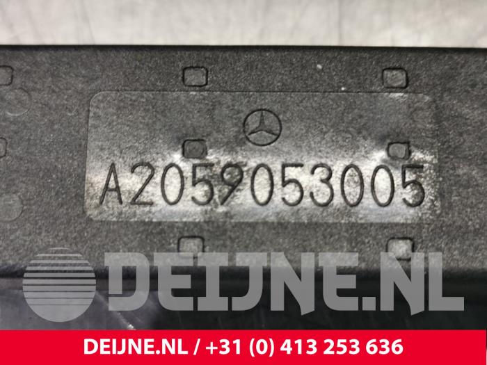 Keyless Entry-Antena z Mercedes-Benz GLC (X253) 3.0 43 AMG V6 Turbo 4-Matic 2016