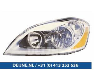 New Headlight, left Volvo XC60 Price € 151,25 Inclusive VAT offered by van Deijne Onderdelen Uden B.V.
