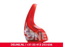 New Taillight, right Volvo XC60 Price € 206,91 Inclusive VAT offered by van Deijne Onderdelen Uden B.V.