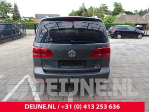 Używane Tylne swiatlo pozycyjne lewe Volkswagen Touran (1T3) 1.6 TDI 16V Cena € 25,00 Procedura marży oferowane przez van Deijne Onderdelen Uden B.V.