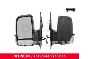 New Wing mirror, left Mercedes Sprinter Price € 151,25 Inclusive VAT offered by van Deijne Onderdelen Uden B.V.
