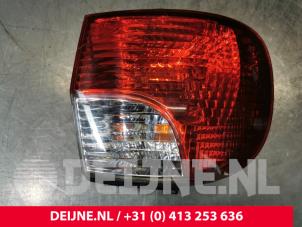 Used Taillight, left Hyundai H-1/H-200 2.5 Tdi Price € 42,35 Inclusive VAT offered by van Deijne Onderdelen Uden B.V.