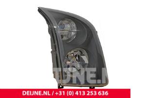 Neue Scheinwerfer rechts Volkswagen Crafter Preis € 130,68 Mit Mehrwertsteuer angeboten von van Deijne Onderdelen Uden B.V.