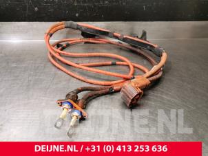 Used Cable high-voltage Volkswagen Golf VII (AUA) 1.4 GTE 16V Price € 90,00 Margin scheme offered by van Deijne Onderdelen Uden B.V.