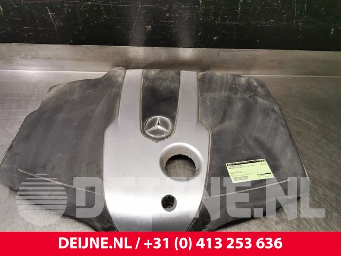 Gebrauchte Abdeckblech Motor Mercedes GLE (W166) 250d 2.0 Preis € 90,00 Margenregelung angeboten von van Deijne Onderdelen Uden B.V.