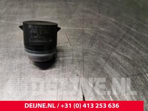 Usados Sensor PDC Mercedes GLE (W166) 250d 2.0 Precio € 20,00 Norma de margen ofrecido por van Deijne Onderdelen Uden B.V.