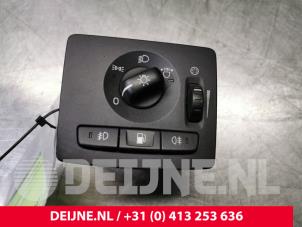 Usados Interruptor de luz Volvo C70 (MC) 2.5 T5 20V Precio € 20,00 Norma de margen ofrecido por van Deijne Onderdelen Uden B.V.