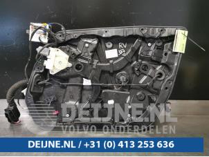 Usagé Lève vitre électrique avant droit Mercedes C (W205) C-220 2.2 CDI BlueTEC, C-220 d 16V Prix € 40,00 Règlement à la marge proposé par van Deijne Onderdelen Uden B.V.