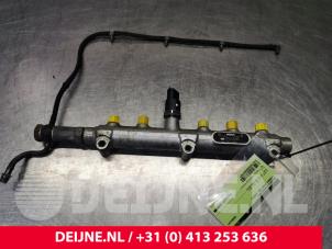 Used Fuel injector nozzle Hyundai H200 Price € 60,50 Inclusive VAT offered by van Deijne Onderdelen Uden B.V.
