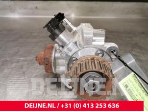 Usados Bomba de gasolina mecánica Citroen Berlingo Precio € 84,70 IVA incluido ofrecido por van Deijne Onderdelen Uden B.V.