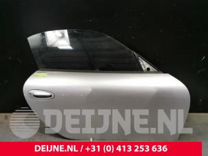 Gebrauchte Tür 2-türig rechts Porsche 911 (996) 3.6 Carrera 4 24V Preis € 250,00 Margenregelung angeboten von van Deijne Onderdelen Uden B.V.