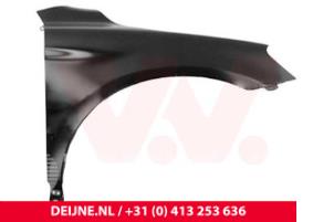 Neue Kotflügel rechts vorne Volvo XC60 Preis € 125,84 Mit Mehrwertsteuer angeboten von van Deijne Onderdelen Uden B.V.