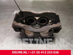 Gebrauchte Bremszange links vorne Mercedes Vito (639.6) 2.2 110 CDI 16V Euro 5 Preis auf Anfrage angeboten von van Deijne Onderdelen Uden B.V.