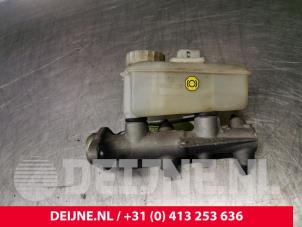 Usagé Cylindre de frein principal Volvo 940 I Estate 2.3i Prix sur demande proposé par van Deijne Onderdelen Uden B.V.