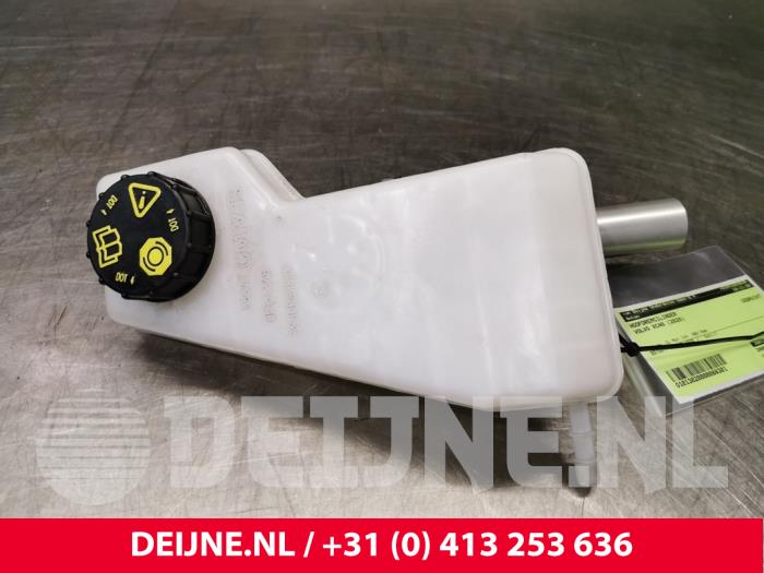 Gebrauchte Hauptbremszylinder Volvo XC40 (XZ) 1.5 T3 12V Preis € 100,00 Margenregelung angeboten von van Deijne Onderdelen Uden B.V.