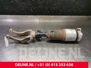 Used Front shock absorber rod, left Volvo XC60 II (UZ) 2.0 D4 16V AWD Price € 350,00 Margin scheme offered by van Deijne Onderdelen Uden B.V.