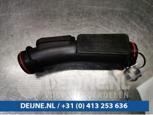Used Intercooler tube Volkswagen Scirocco (137/13AD) 1.4 TSI 160 16V Price € 30,00 Margin scheme offered by van Deijne Onderdelen Uden B.V.
