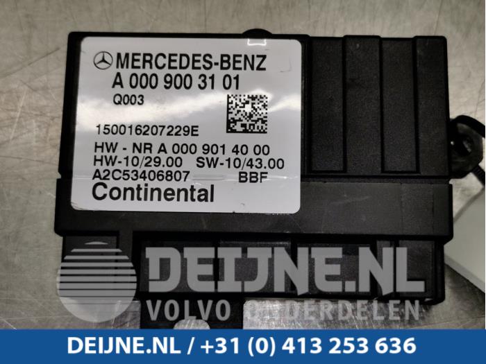 Módulo combustible ADM de un Mercedes SLK-Klasse 11- 2015